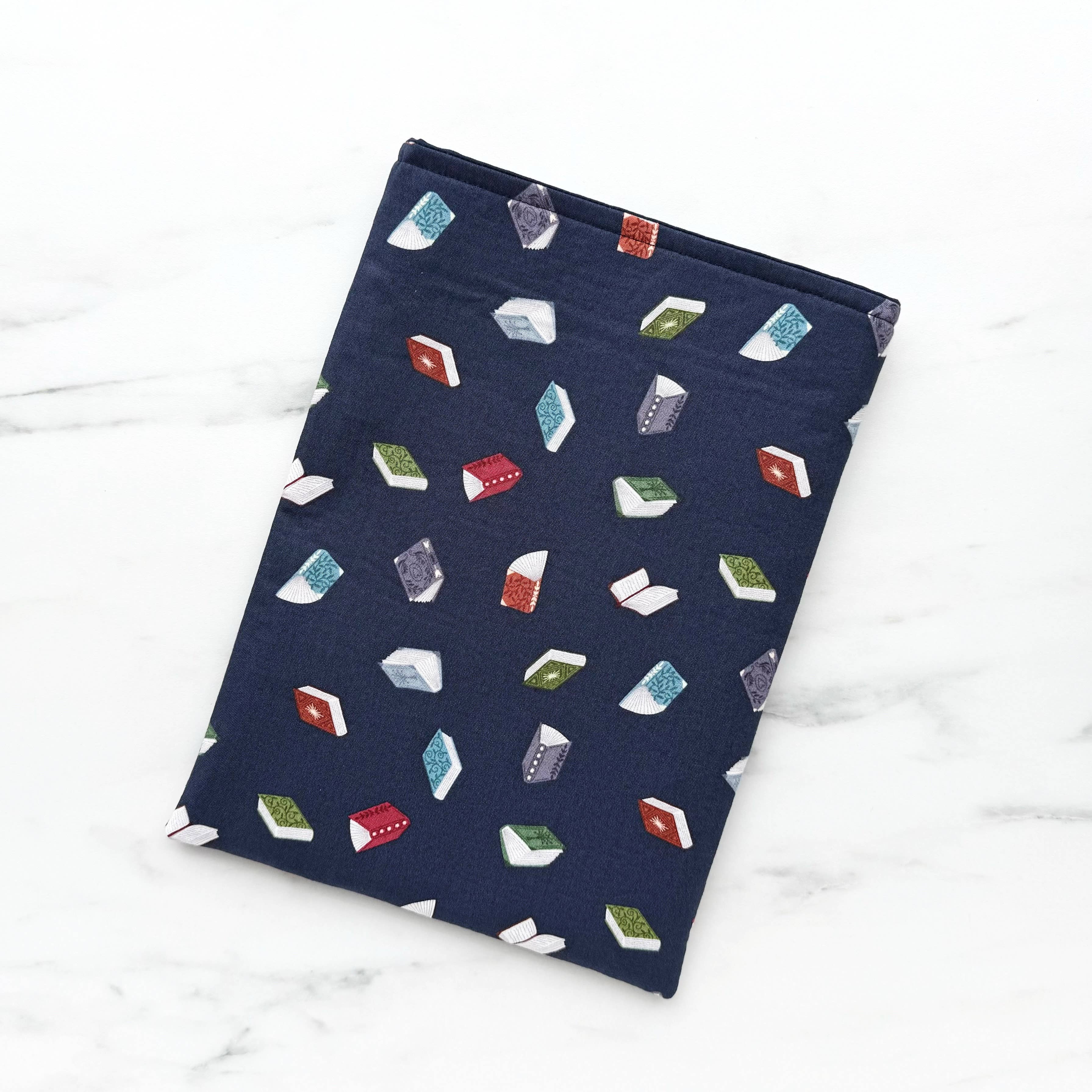 Bookworm - padded book sleeve, book pouch