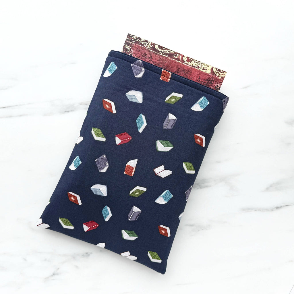 Bookworm - padded book sleeve, book pouch