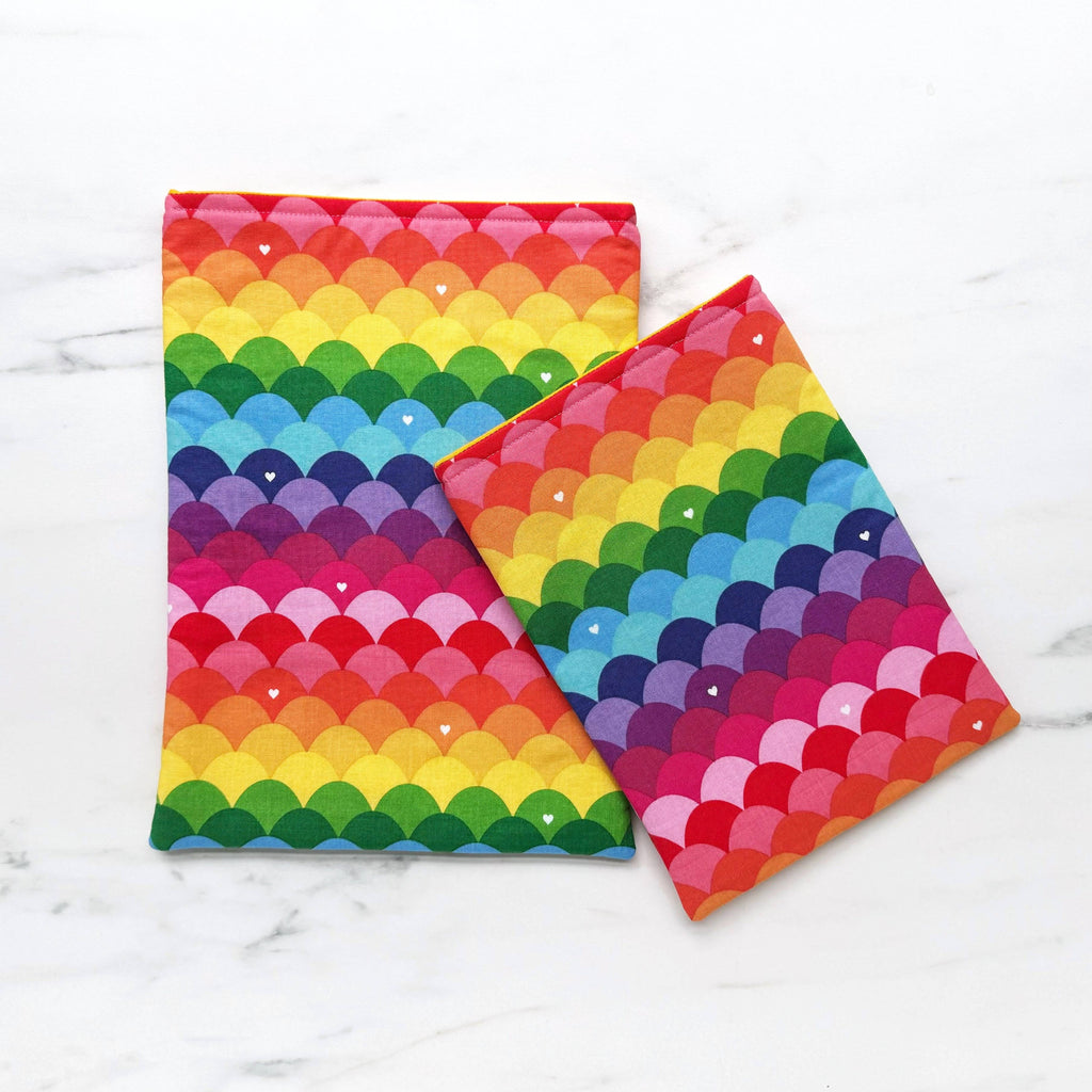 Rainbow scallops - padded book sleeve, book pouch