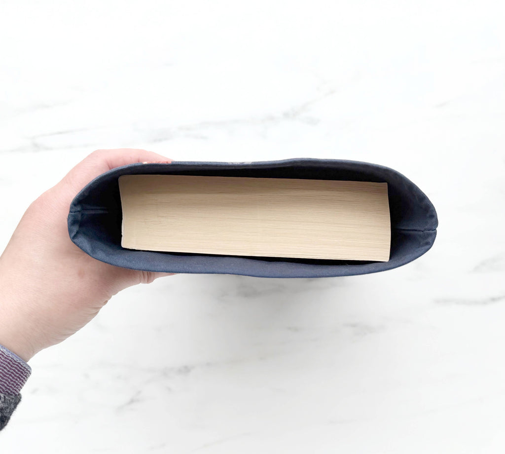 Bookworm - padded book sleeve, book pouch