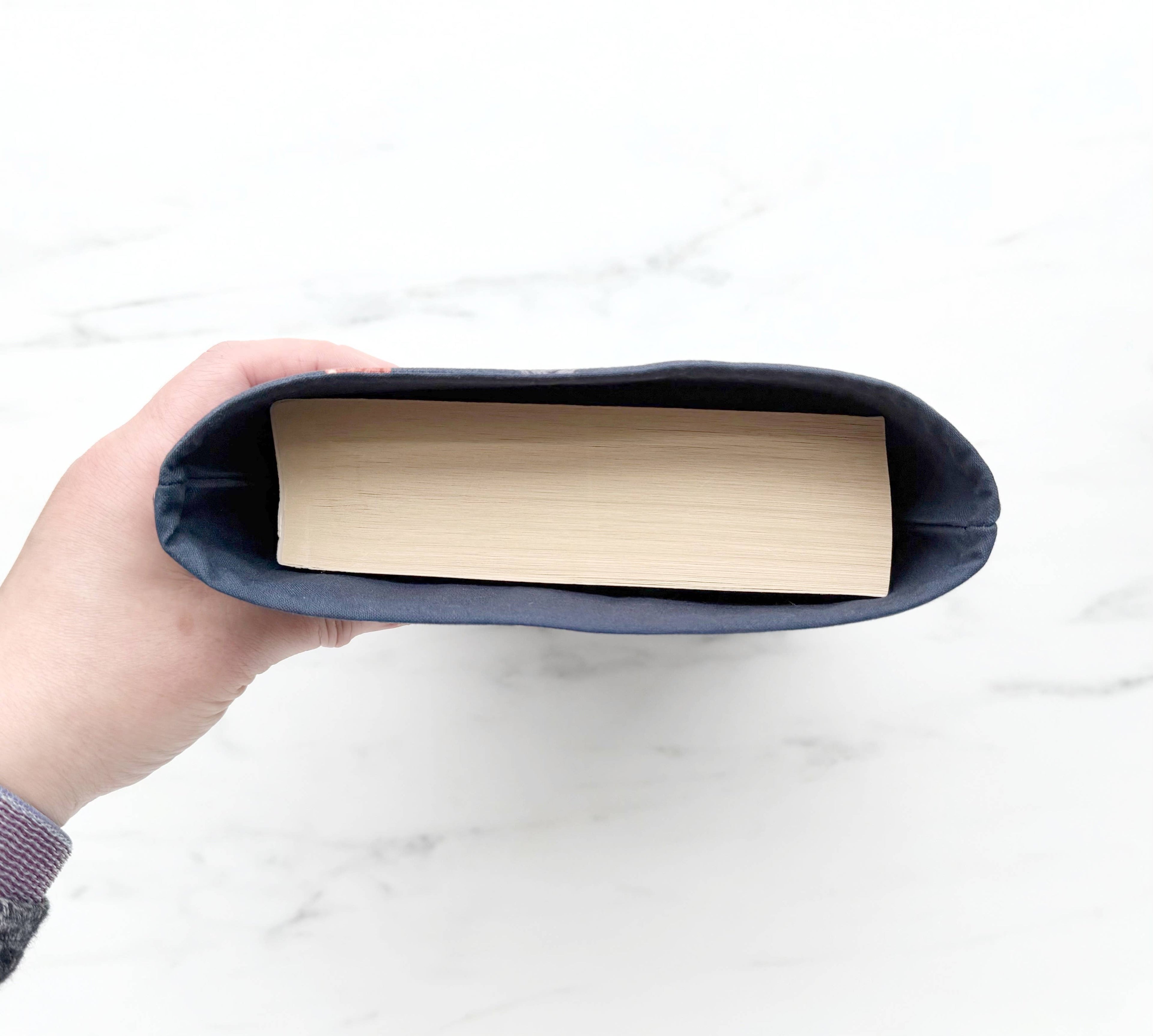 Bookworm - padded book sleeve, book pouch